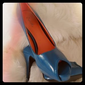Never warn patented leather shoes